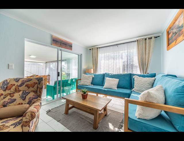 3 BEDROOM FREEHOLD FOR SALE IN MARINA MARTINIQUE